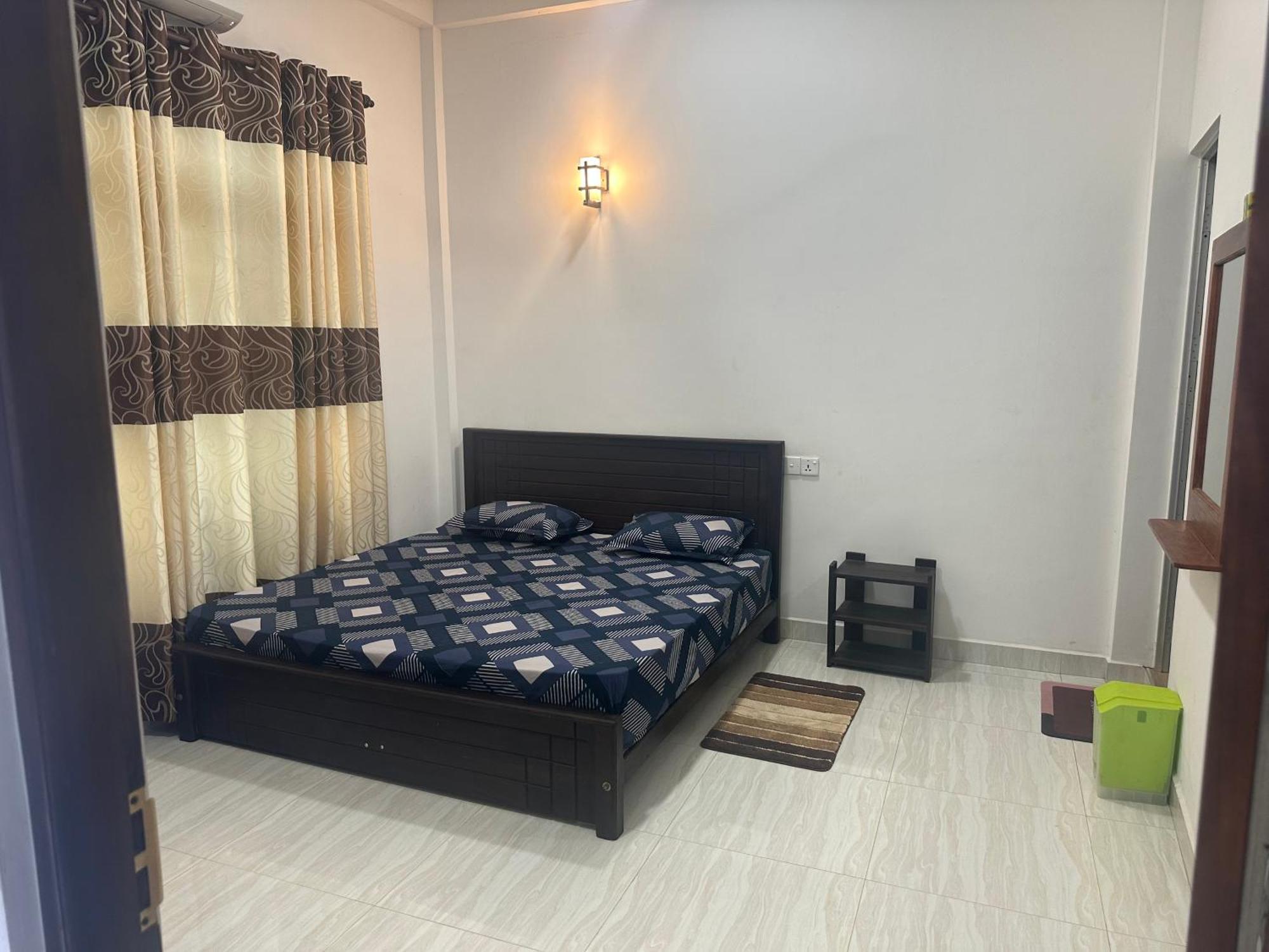 S N S Guest House Galewela Extérieur photo